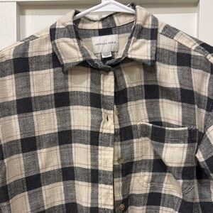 American Eagle Outfitters Men's Black and Cream Plaid Shirt